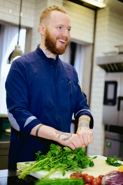 Badhaus Galerie Küche Koch Kräuter